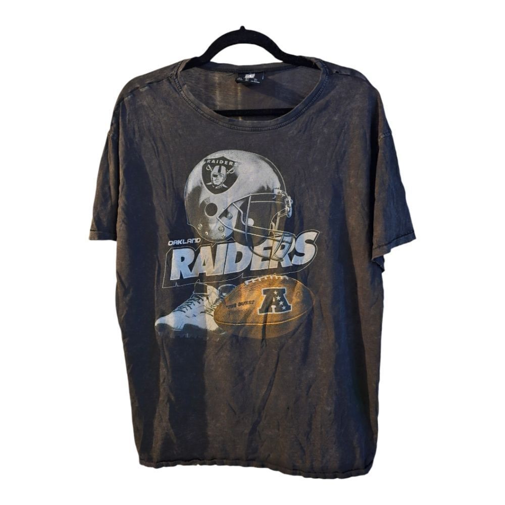 VTG OAKLAND RAIDERS NFL‎ Team Apparel Distressed T-Shirt - Size Large
